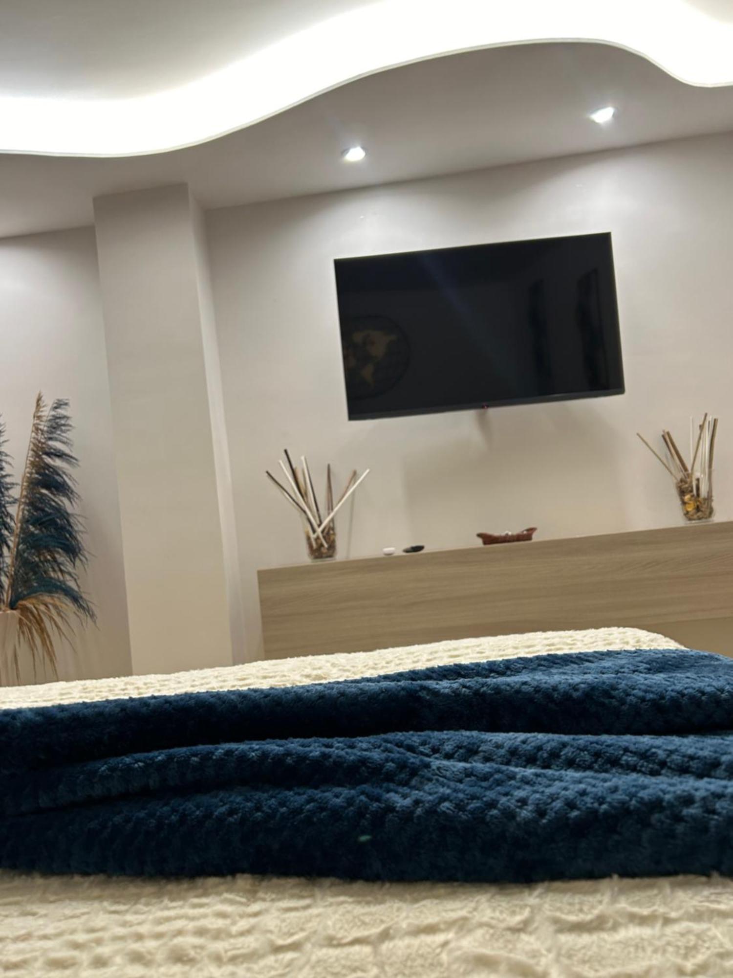 L'Ospite Napoletano Apartment เนเปิลส์ ภายนอก รูปภาพ