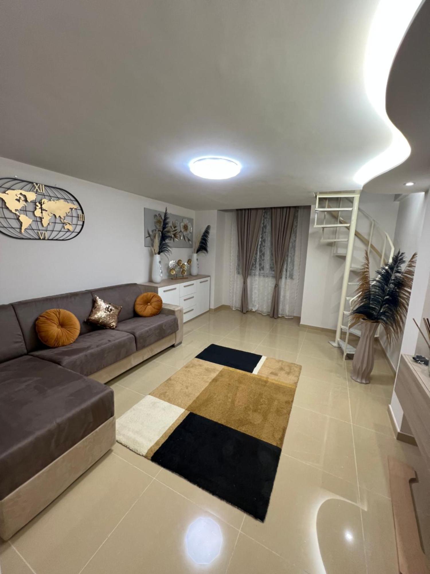 L'Ospite Napoletano Apartment เนเปิลส์ ภายนอก รูปภาพ