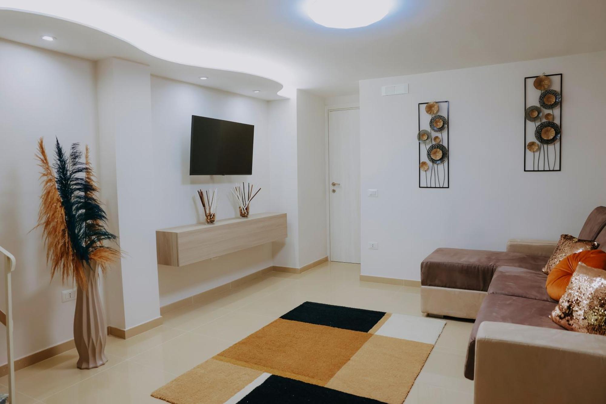 L'Ospite Napoletano Apartment เนเปิลส์ ภายนอก รูปภาพ